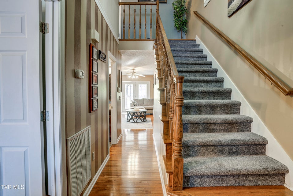 Photo #4: 425 Andover Court