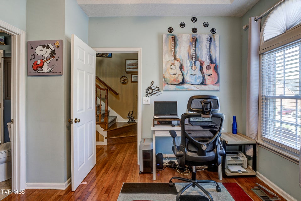 Photo #6: 425 Andover Court