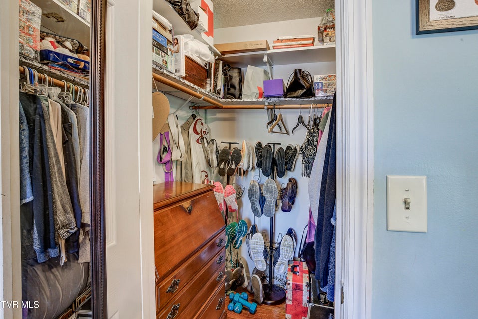 Photo #8: 425 Andover Court