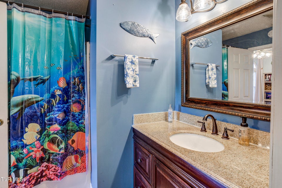 Photo #10: 425 Andover Court