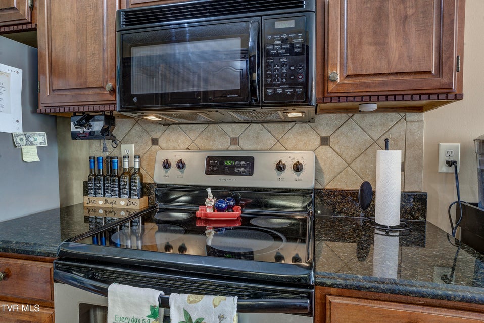 Photo #22: 425 Andover Court