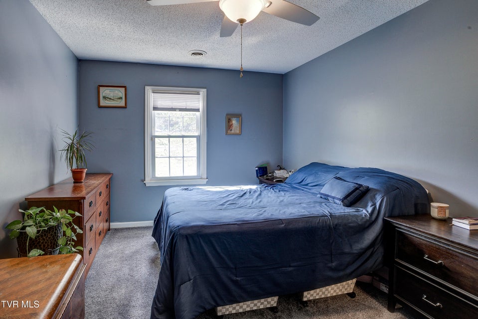 Photo #29: 425 Andover Court