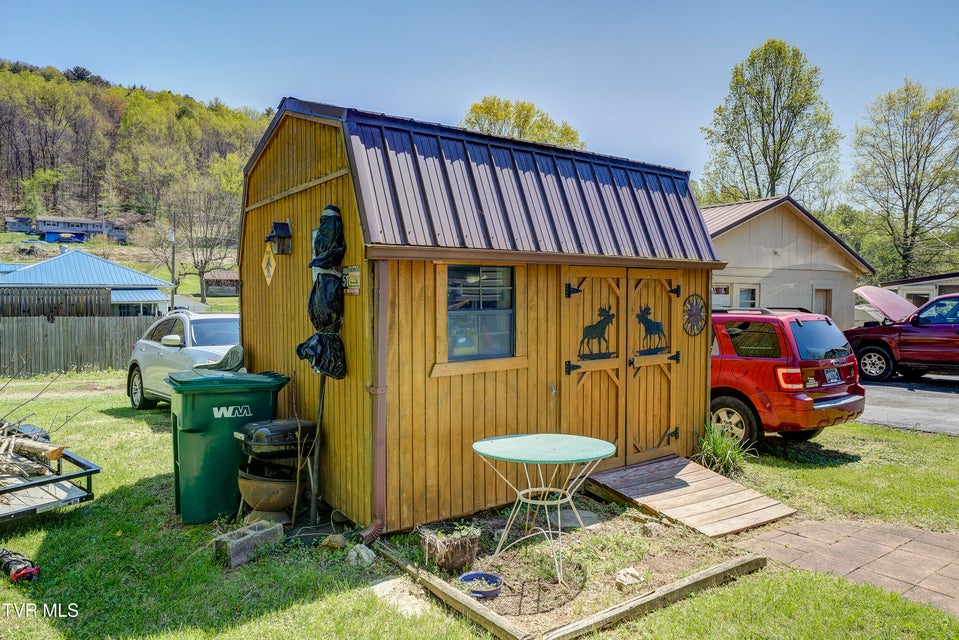 Photo #9: 340 Mohawk Drive