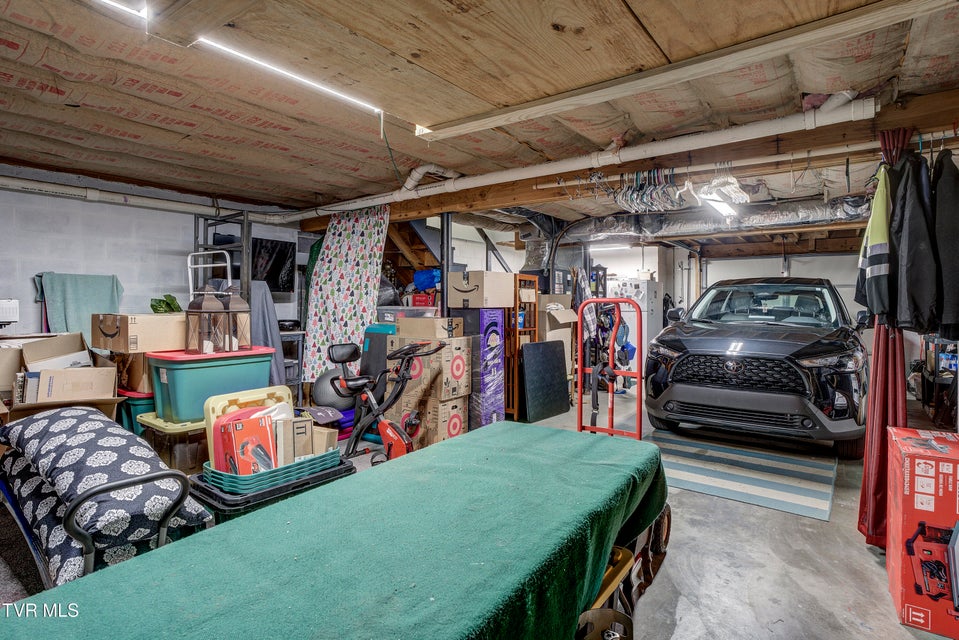 Photo #37: 425 Andover Court