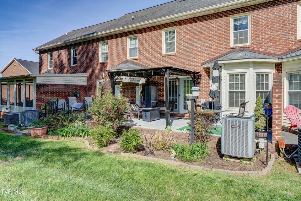 Photo #43: 425 Andover Court