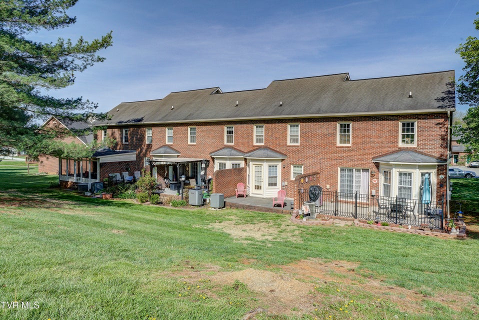 Photo #44: 425 Andover Court