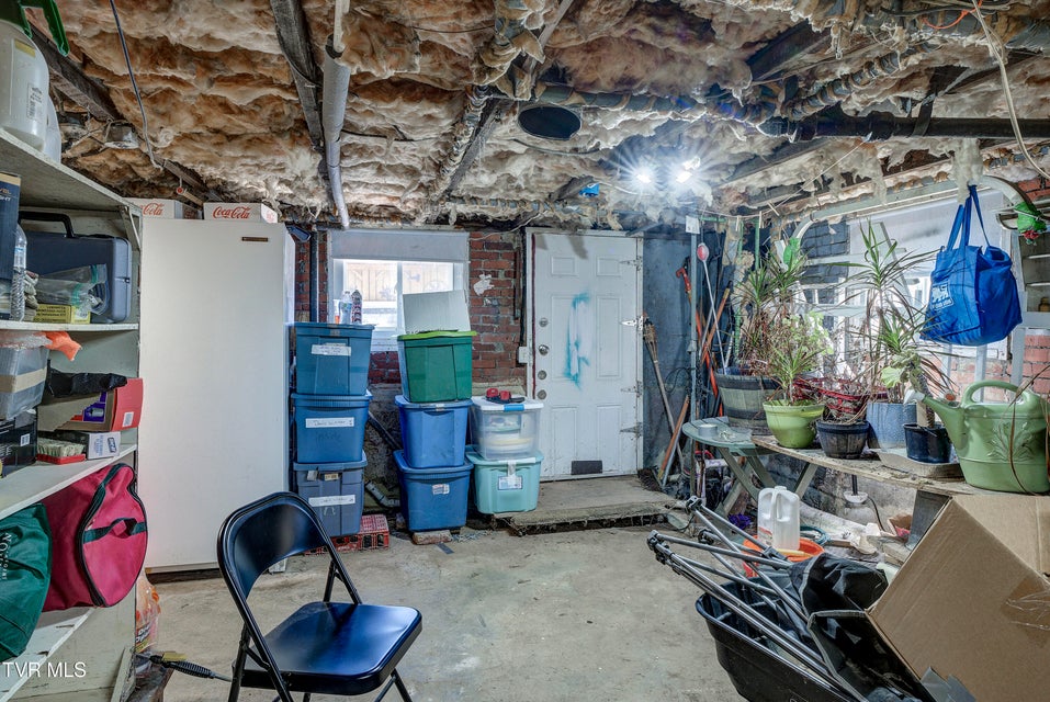 Photo #28: 340 Mohawk Drive