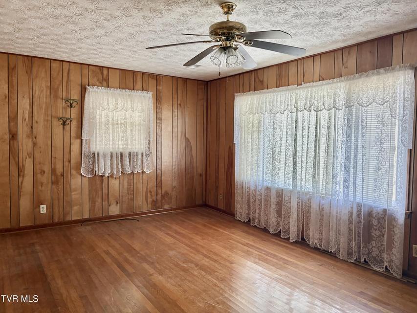 Photo #18: 1820 Pine Orchard Road