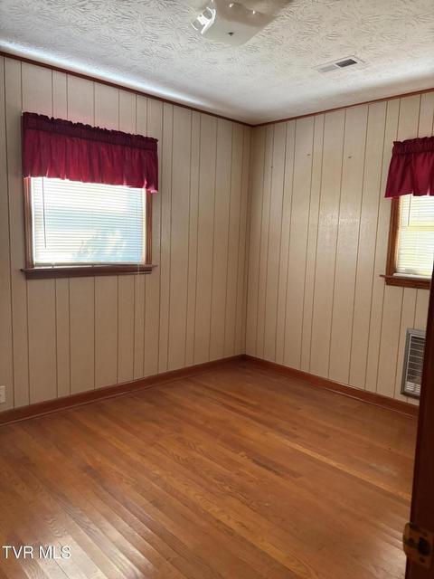 Photo #25: 1820 Pine Orchard Road