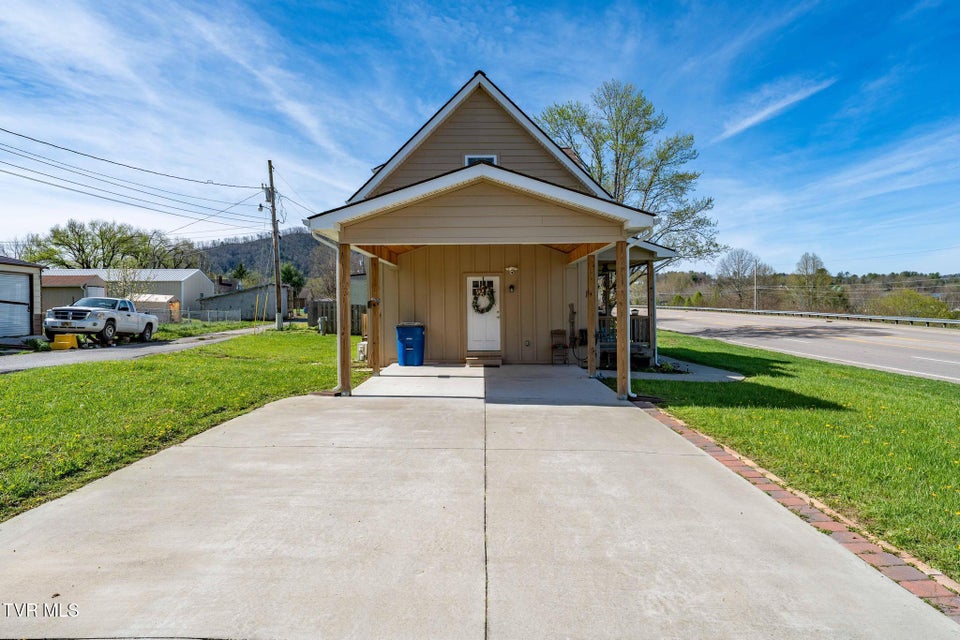 Photo #11: 250 Shady Street