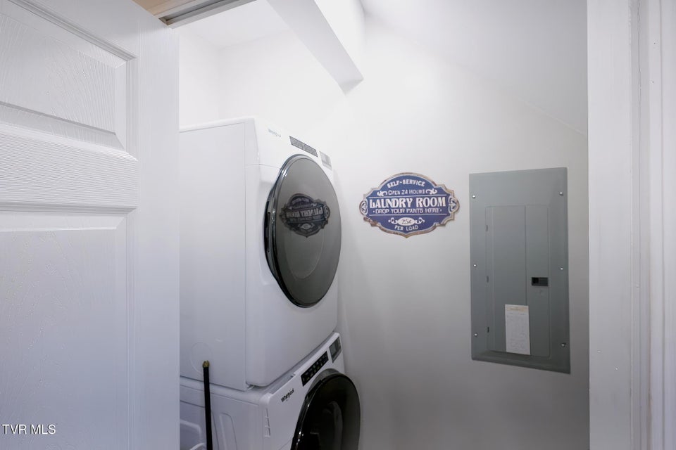 Photo #28: 250 Shady Street