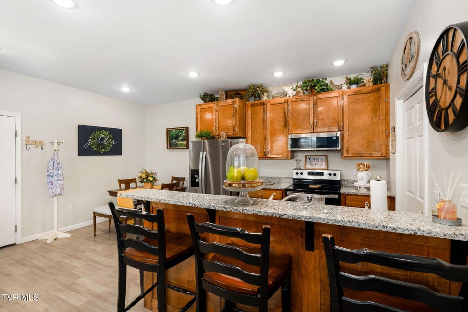 Photo #27: 250 Shady Street