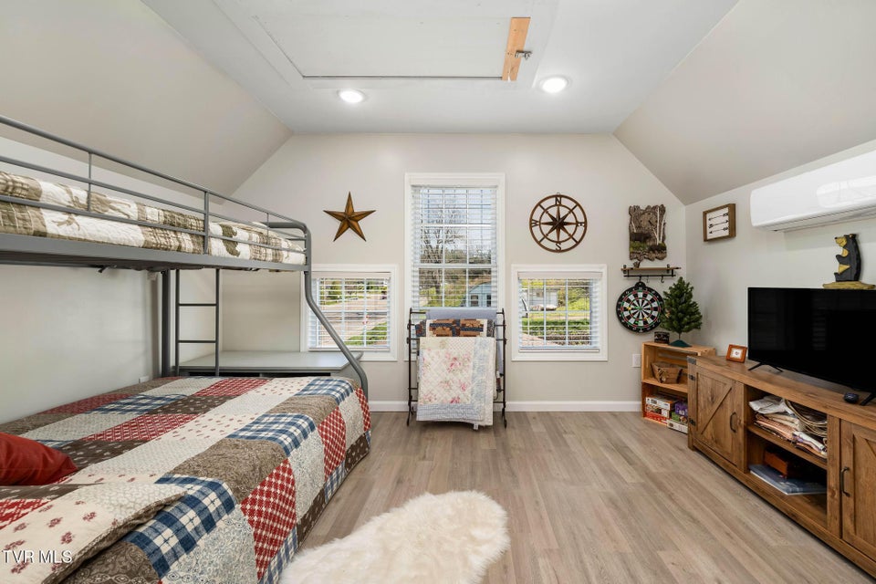 Photo #38: 250 Shady Street