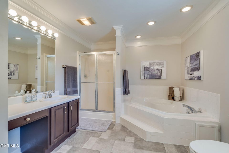 Photo #26: 400 Pactolus Road