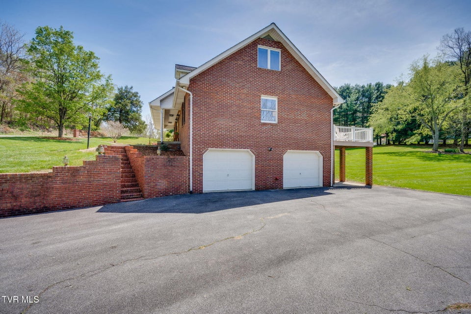 Photo #46: 400 Pactolus Road