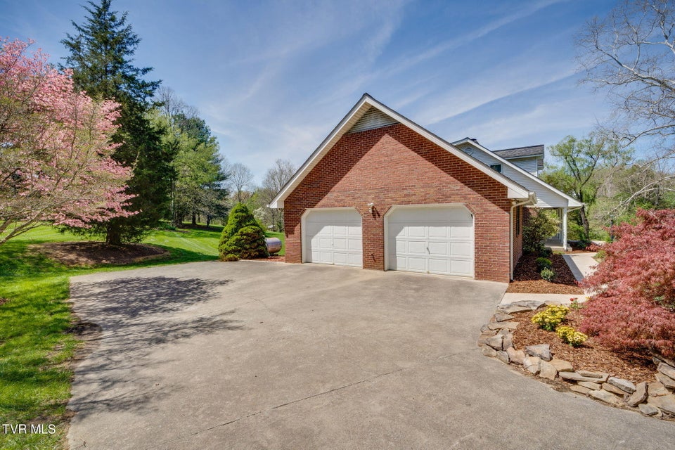 Photo #48: 400 Pactolus Road