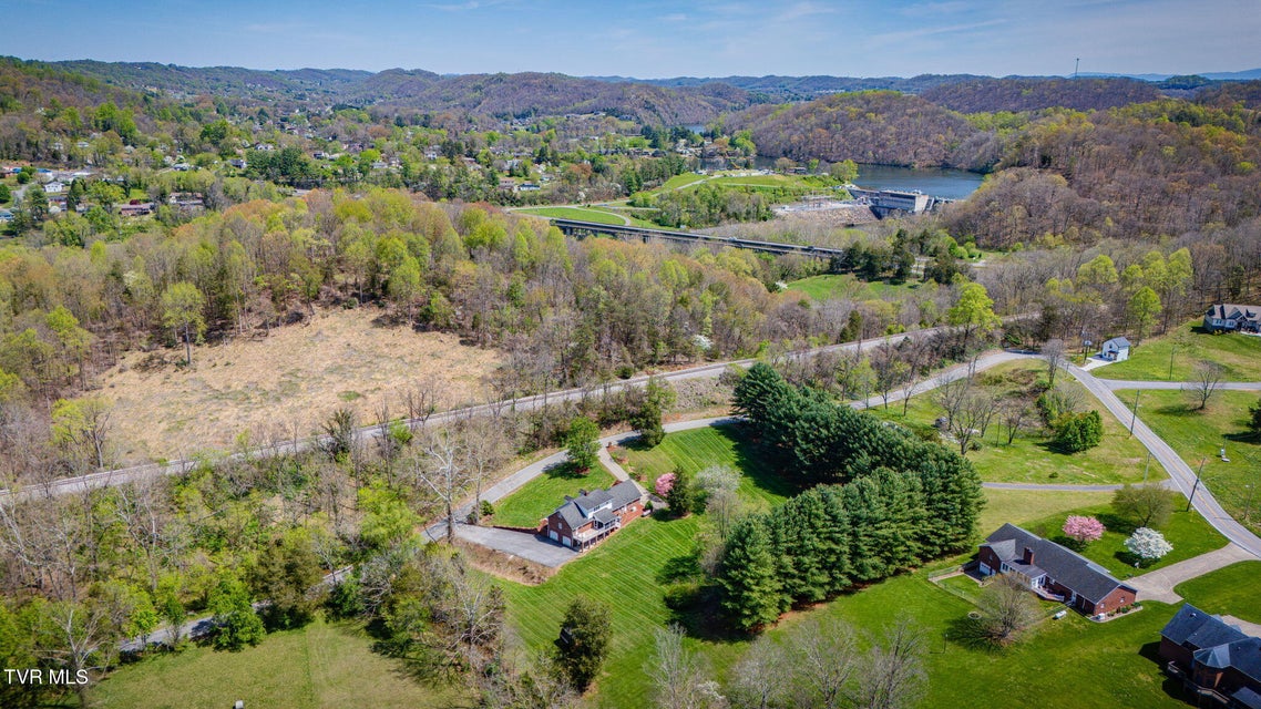 Photo #57: 400 Pactolus Road