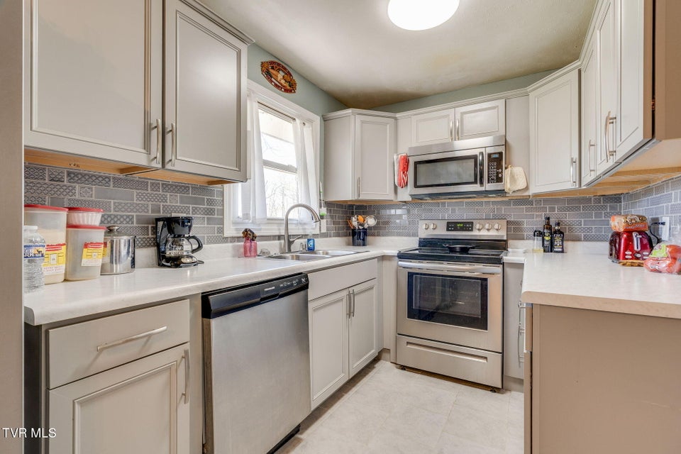 Photo #10: 444 Lenoir Road