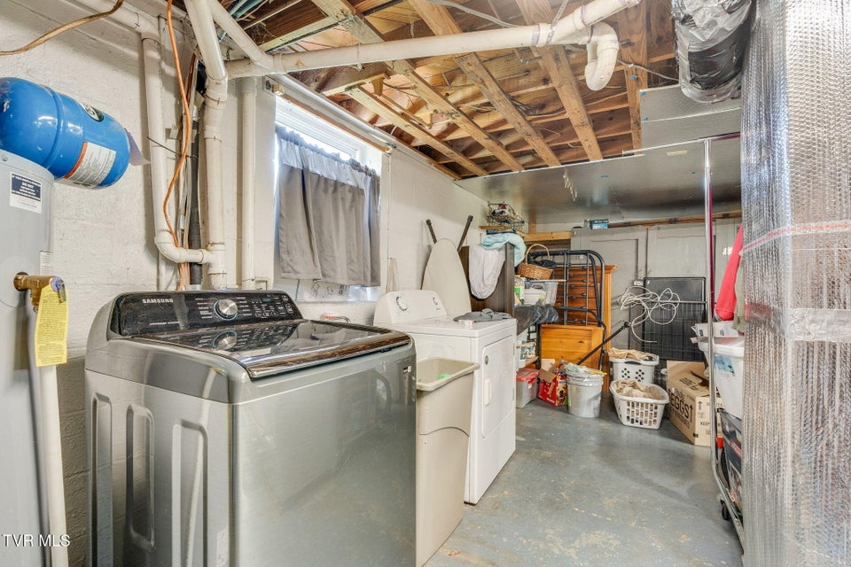 Photo #26: 444 Lenoir Road