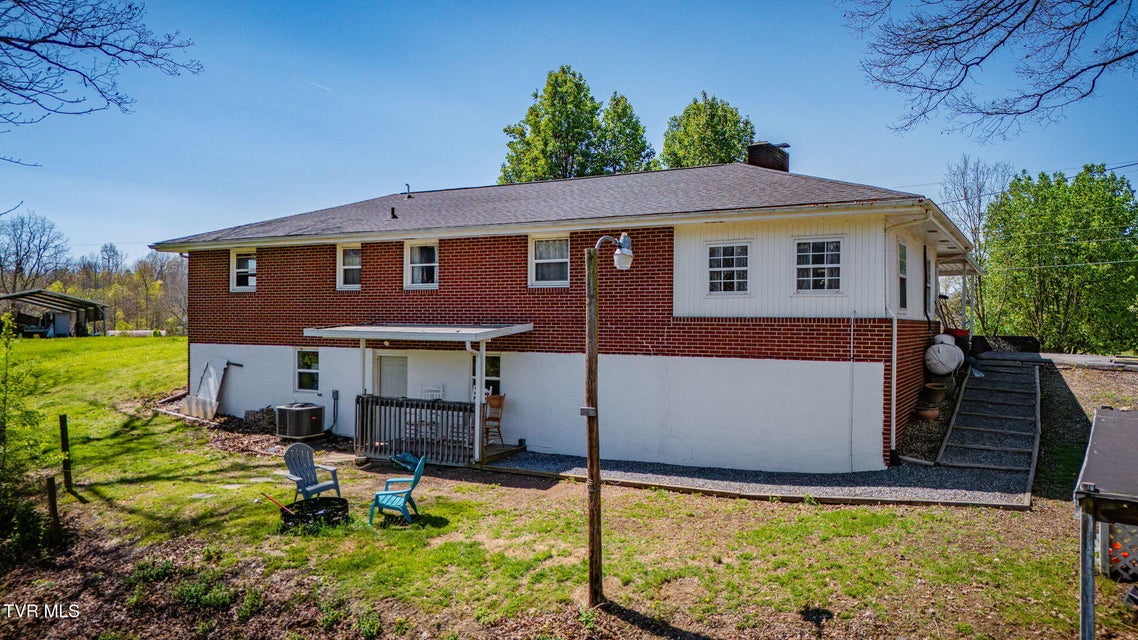 Photo #34: 444 Lenoir Road