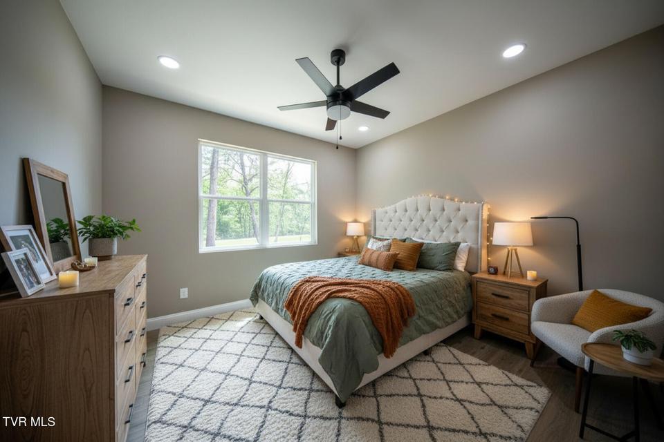 Photo #21: 3040 Winding Way