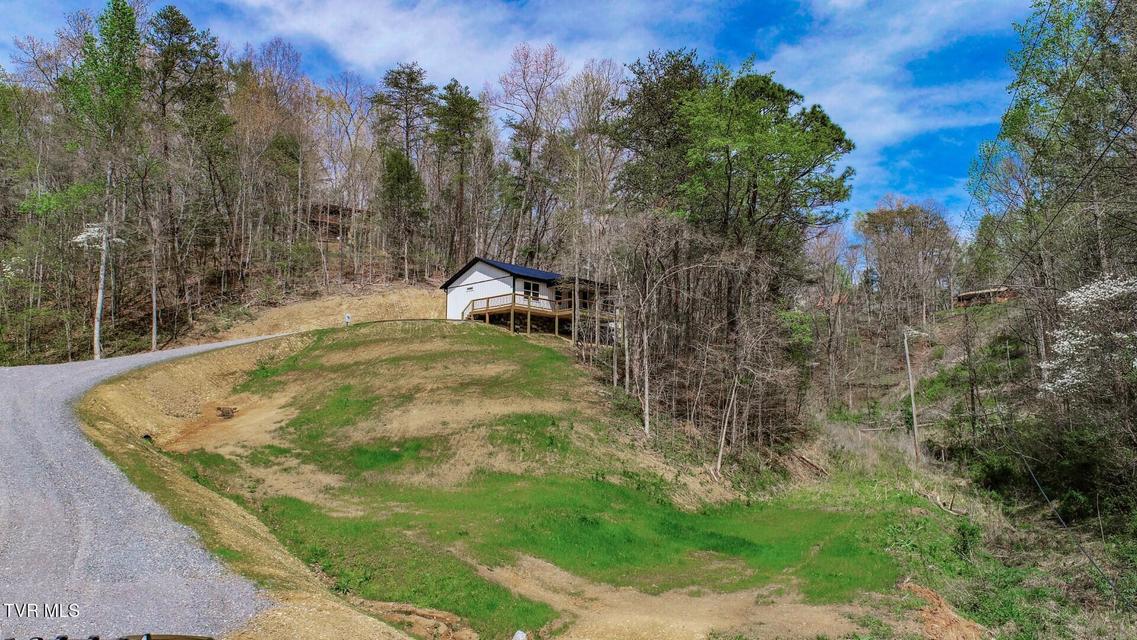 Photo #29: 3040 Winding Way