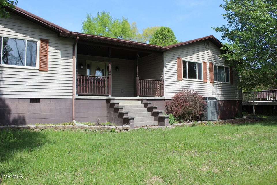 Photo #8: 158 Dryden Heights Drive