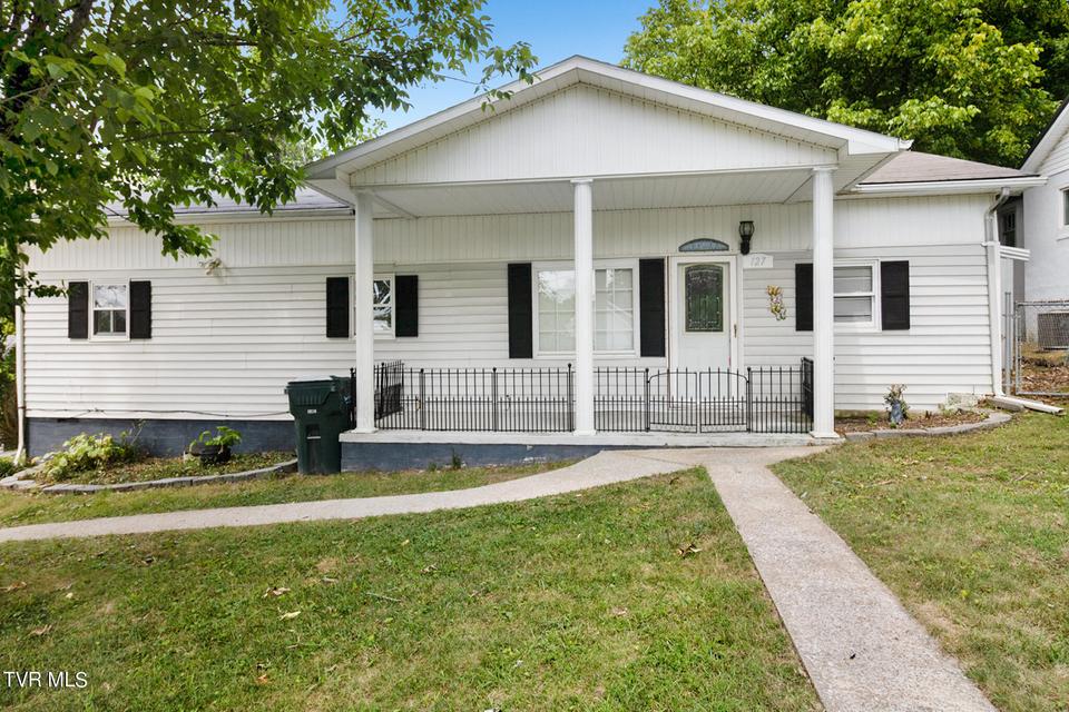 Photo #2: 127 Sparta Street