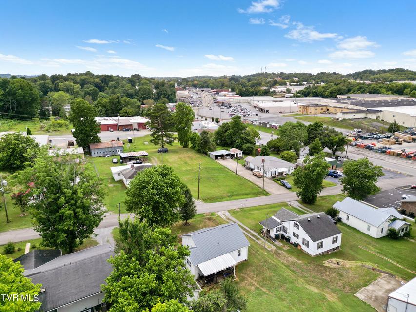 Photo #25: 127 Sparta Street