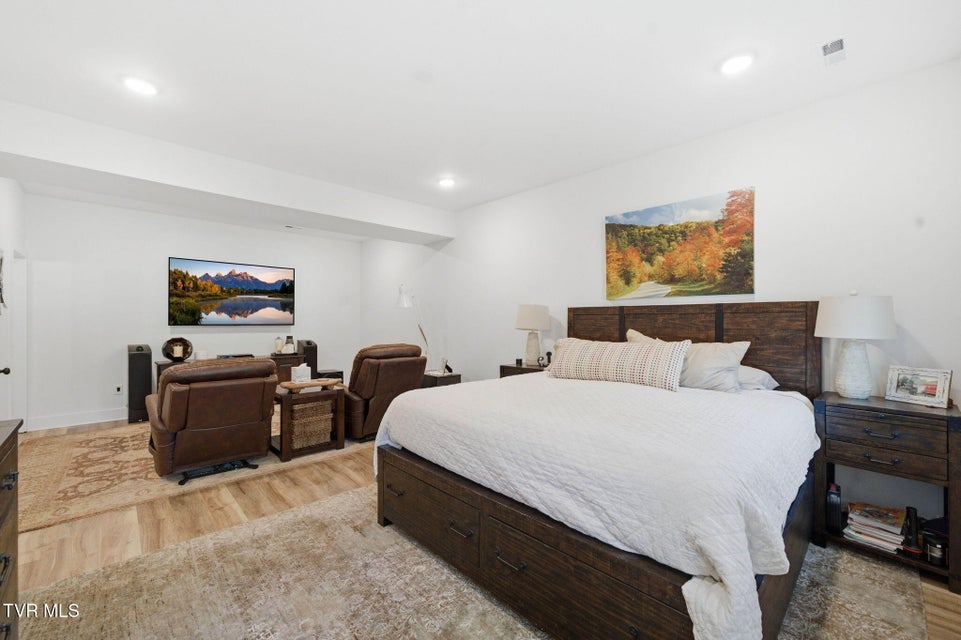 Photo #31: 353 County Farm Road