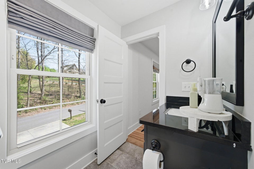 Photo #23: 353 County Farm Road