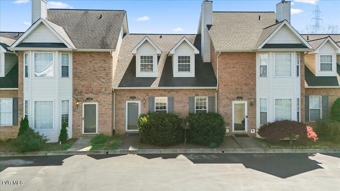 Photo #4: 2503 Cloister Lane