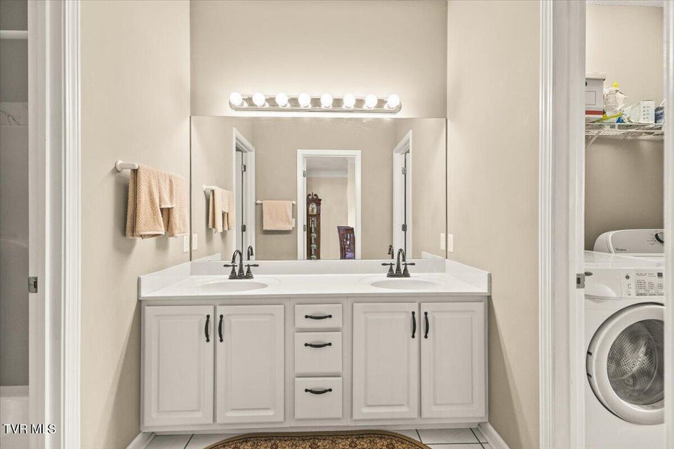 Photo #10: 2503 Cloister Lane