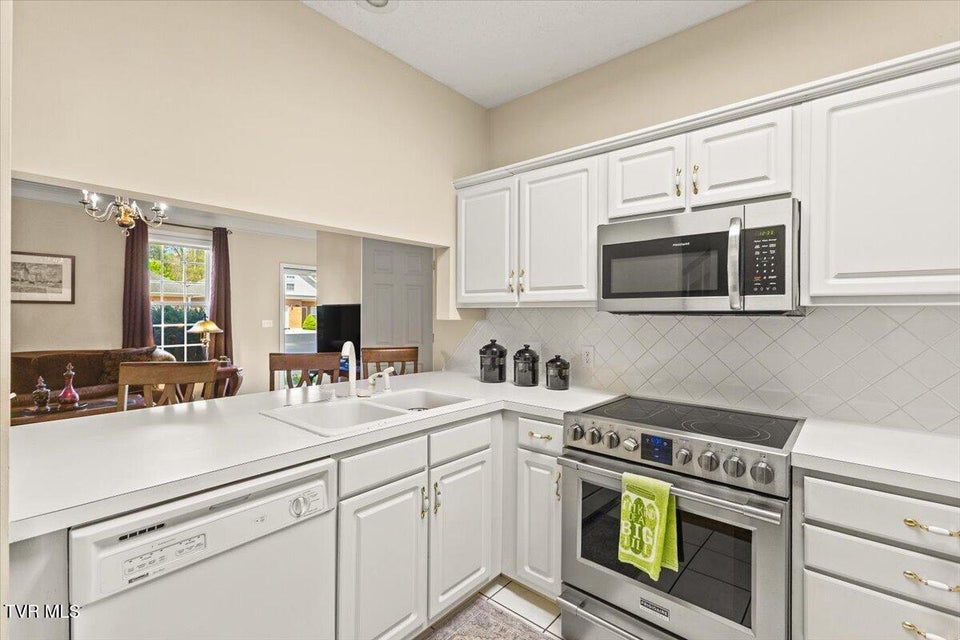 Photo #16: 2503 Cloister Lane