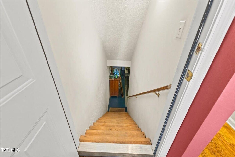 Photo #34: 2503 Cloister Lane