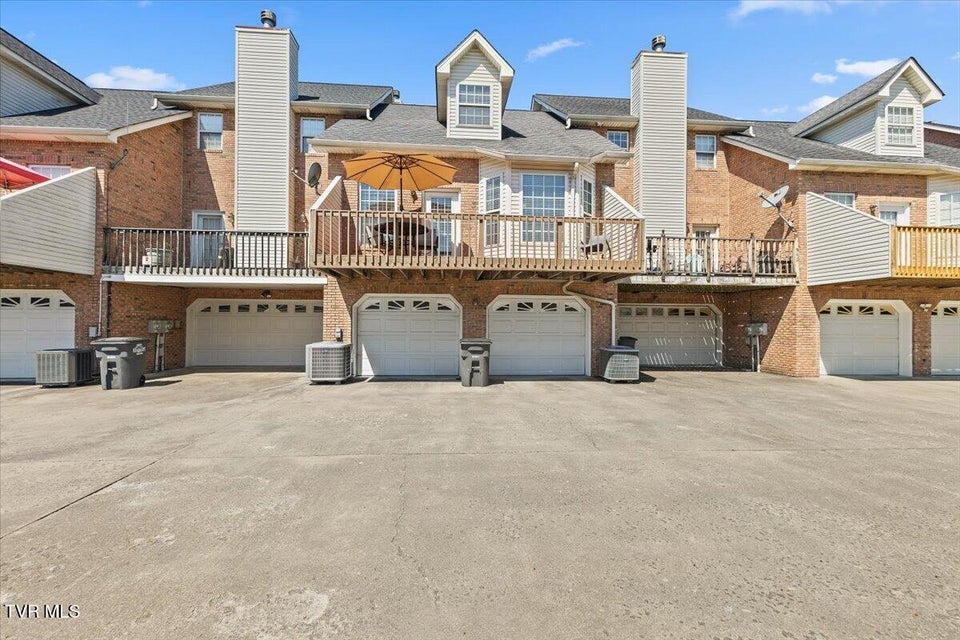 Photo #40: 2503 Cloister Lane