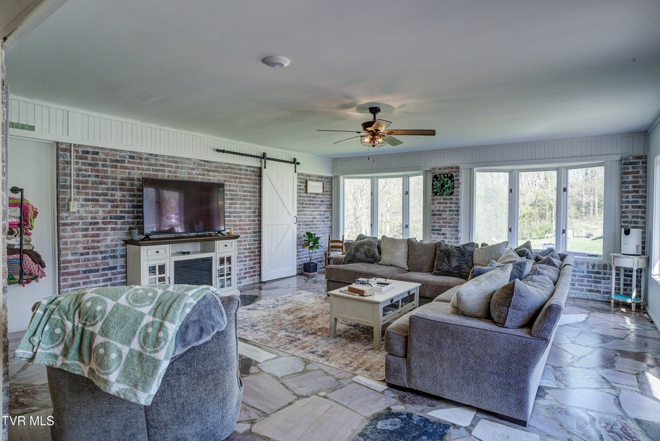 Photo #7: 156 Cobble Lane