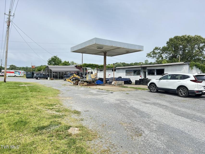 Photo #6: 1751 Highway 11e 