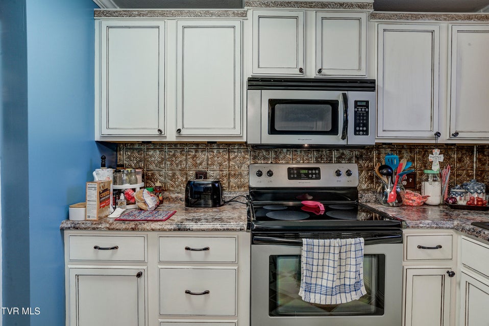 Photo #45: 156 Cobble Lane