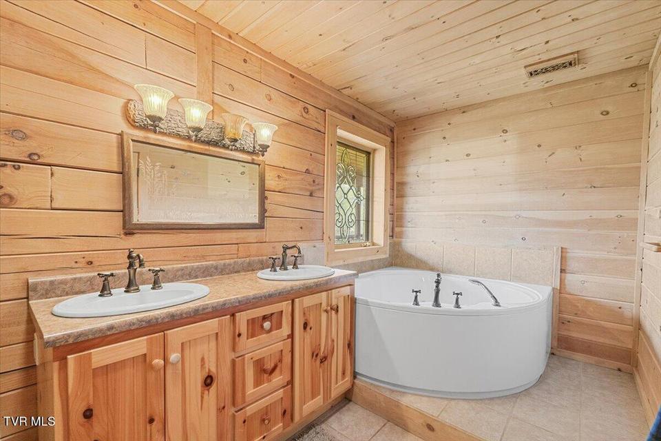 Photo #38: 460 Lowell Jones Road