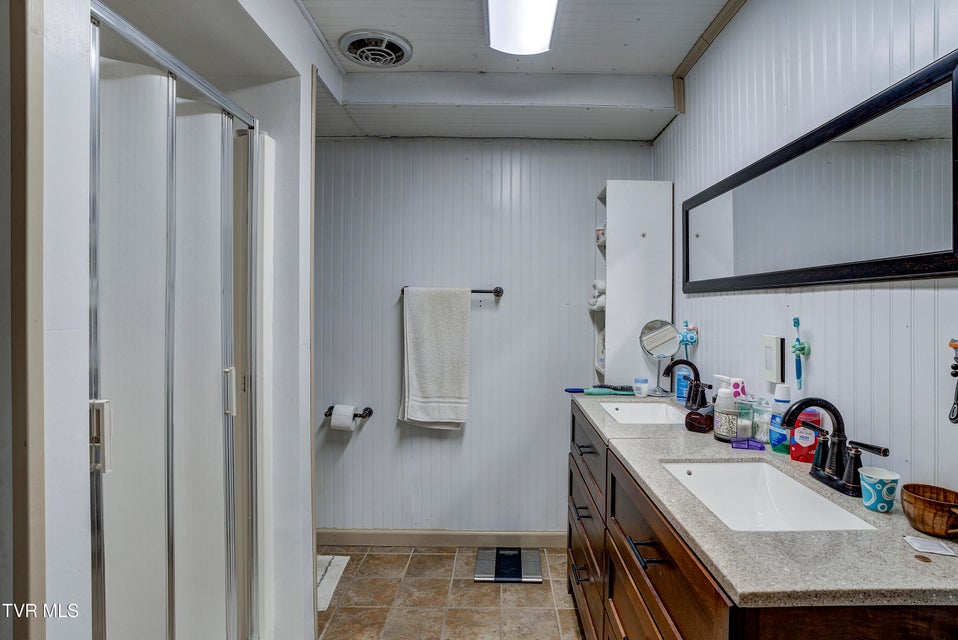 Photo #48: 156 Cobble Lane