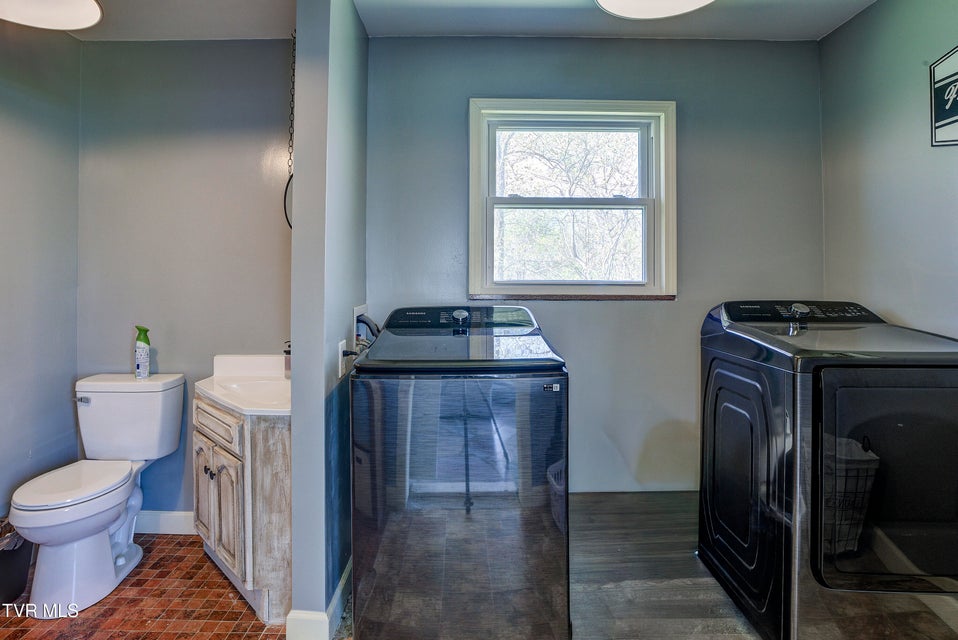 Photo #32: 156 Cobble Lane