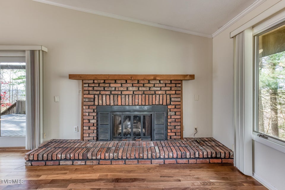 Photo #5: 431 Brentwood Pvt Drive