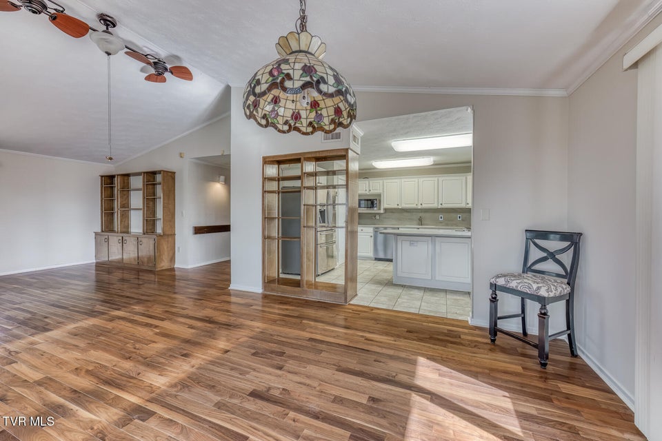 Photo #8: 431 Brentwood Pvt Drive