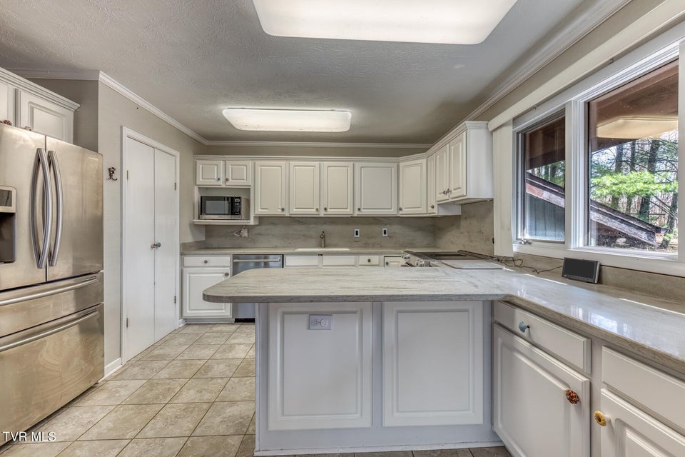 Photo #9: 431 Brentwood Pvt Drive