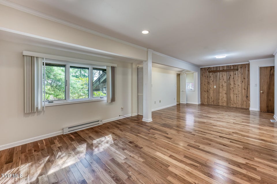 Photo #16: 431 Brentwood Pvt Drive