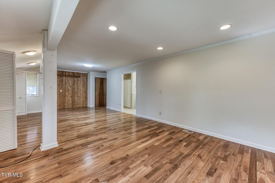 Photo #17: 431 Brentwood Pvt Drive