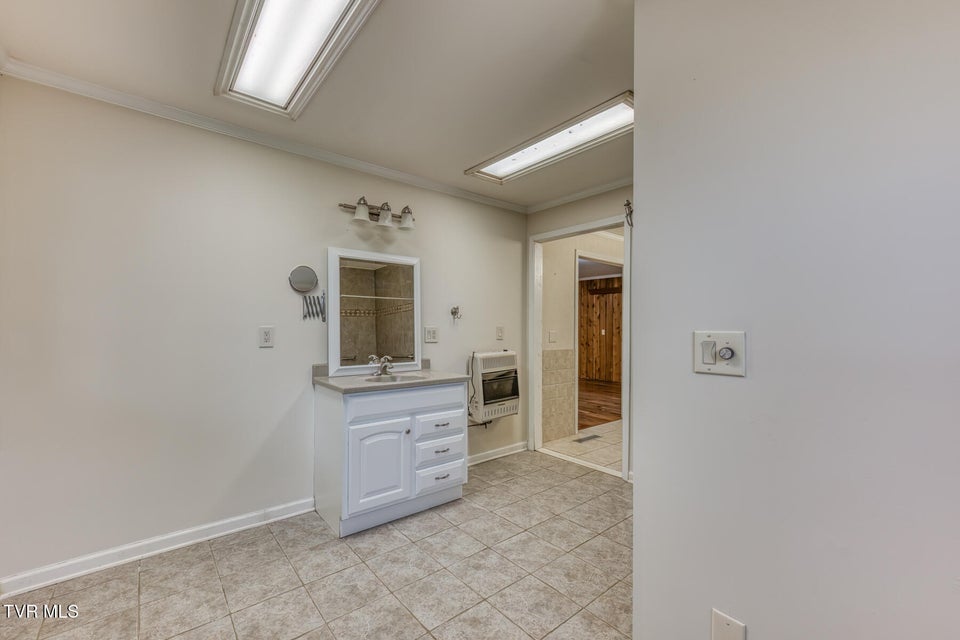 Photo #22: 431 Brentwood Pvt Drive