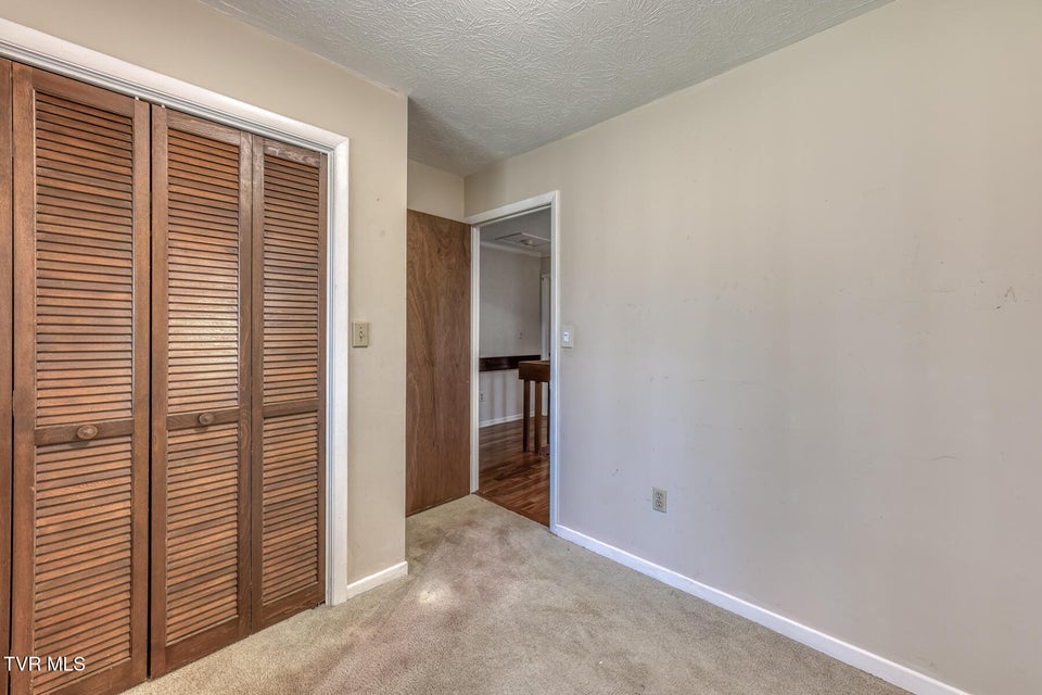 Photo #24: 431 Brentwood Pvt Drive