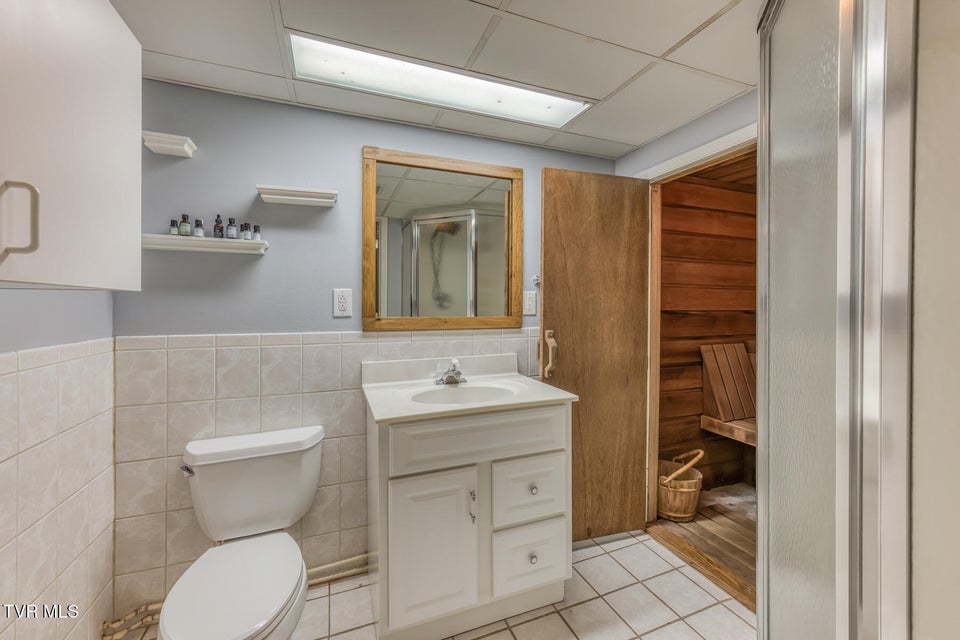 Photo #36: 431 Brentwood Pvt Drive